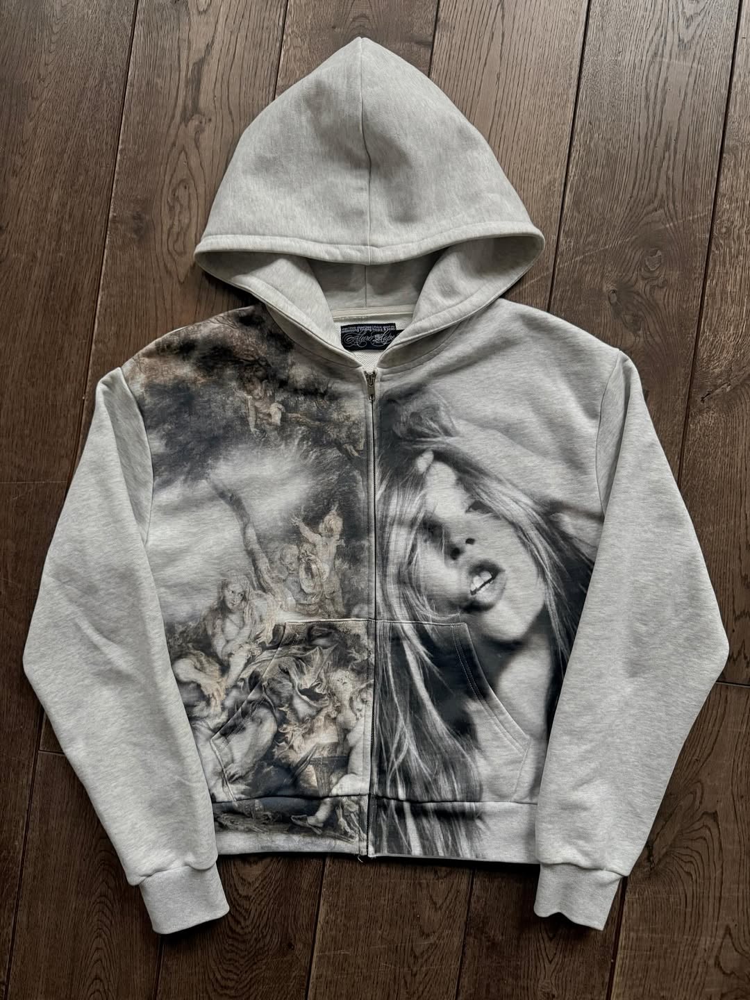 Hoodie